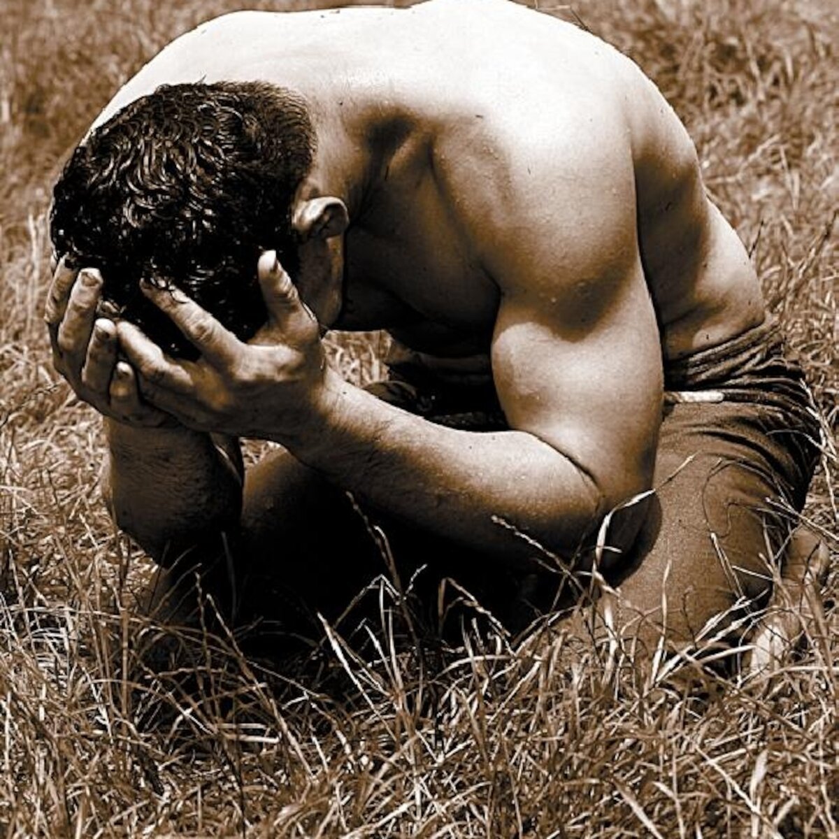 Красивая слеза мужчины