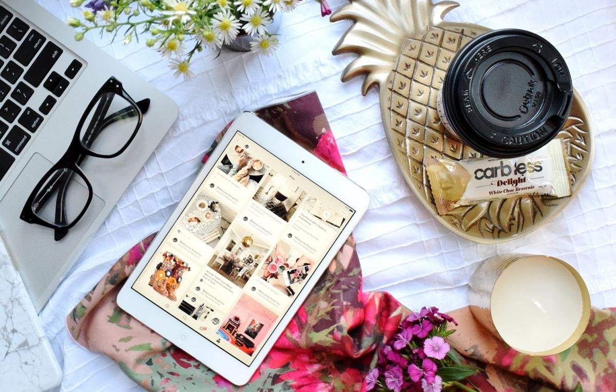 Стильный стол для блога фотографа