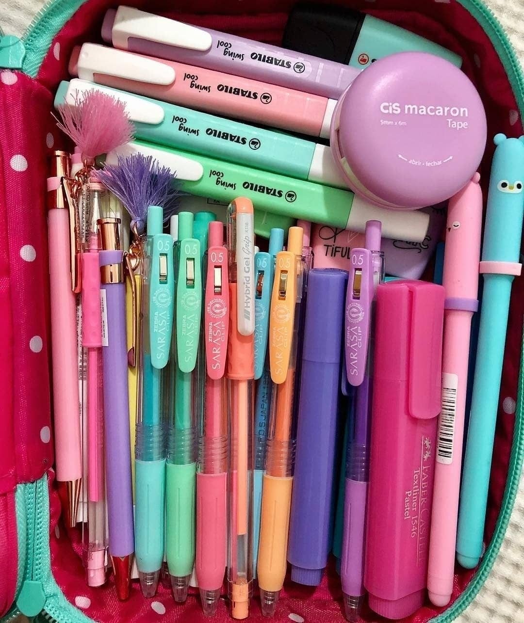 Красивая канцелярия