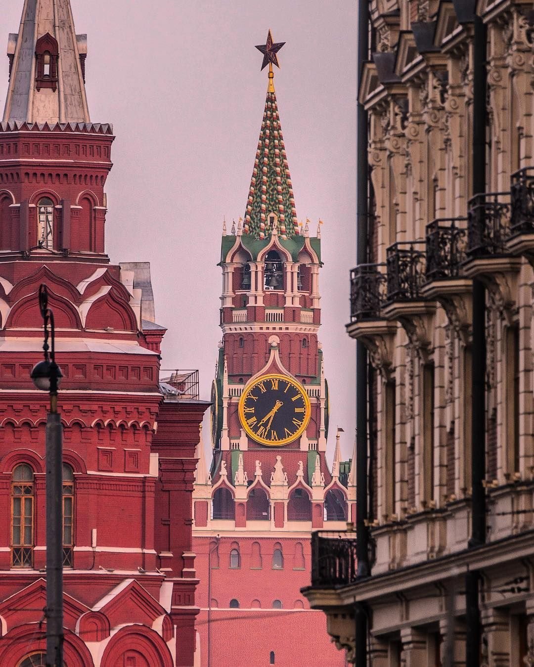 Город Москва Спасская башня