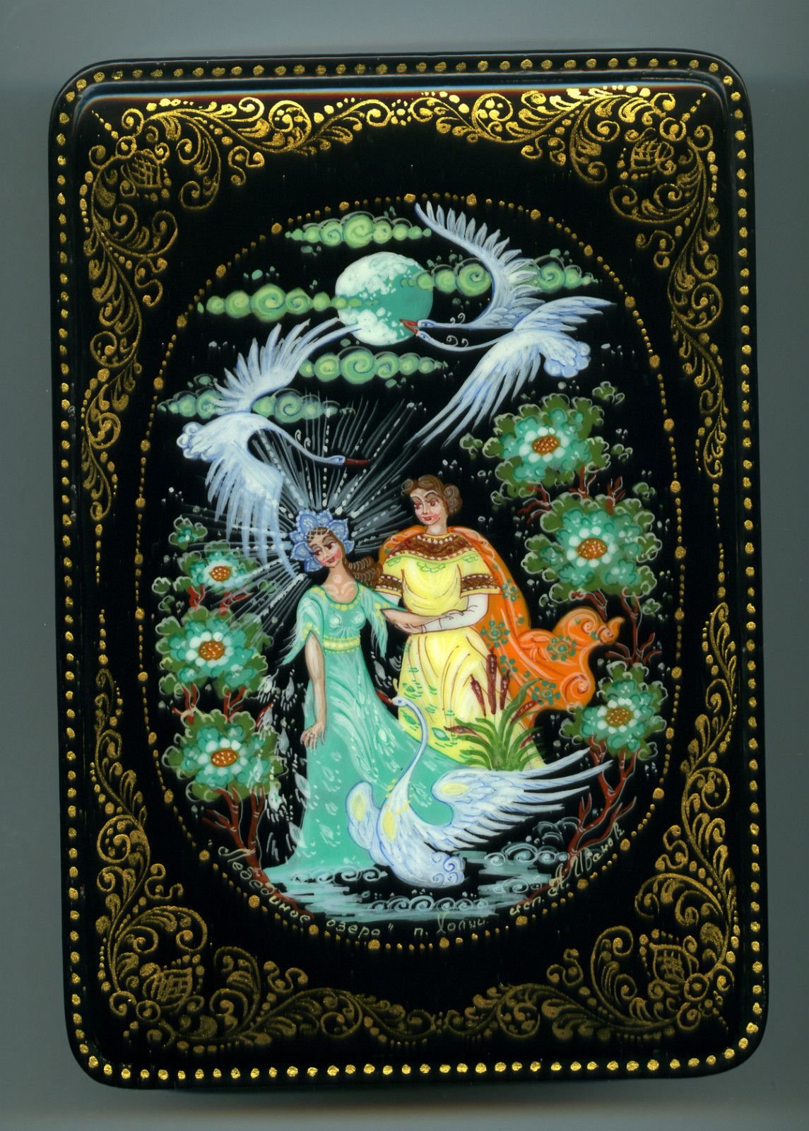 Холуйская лаковая живопись