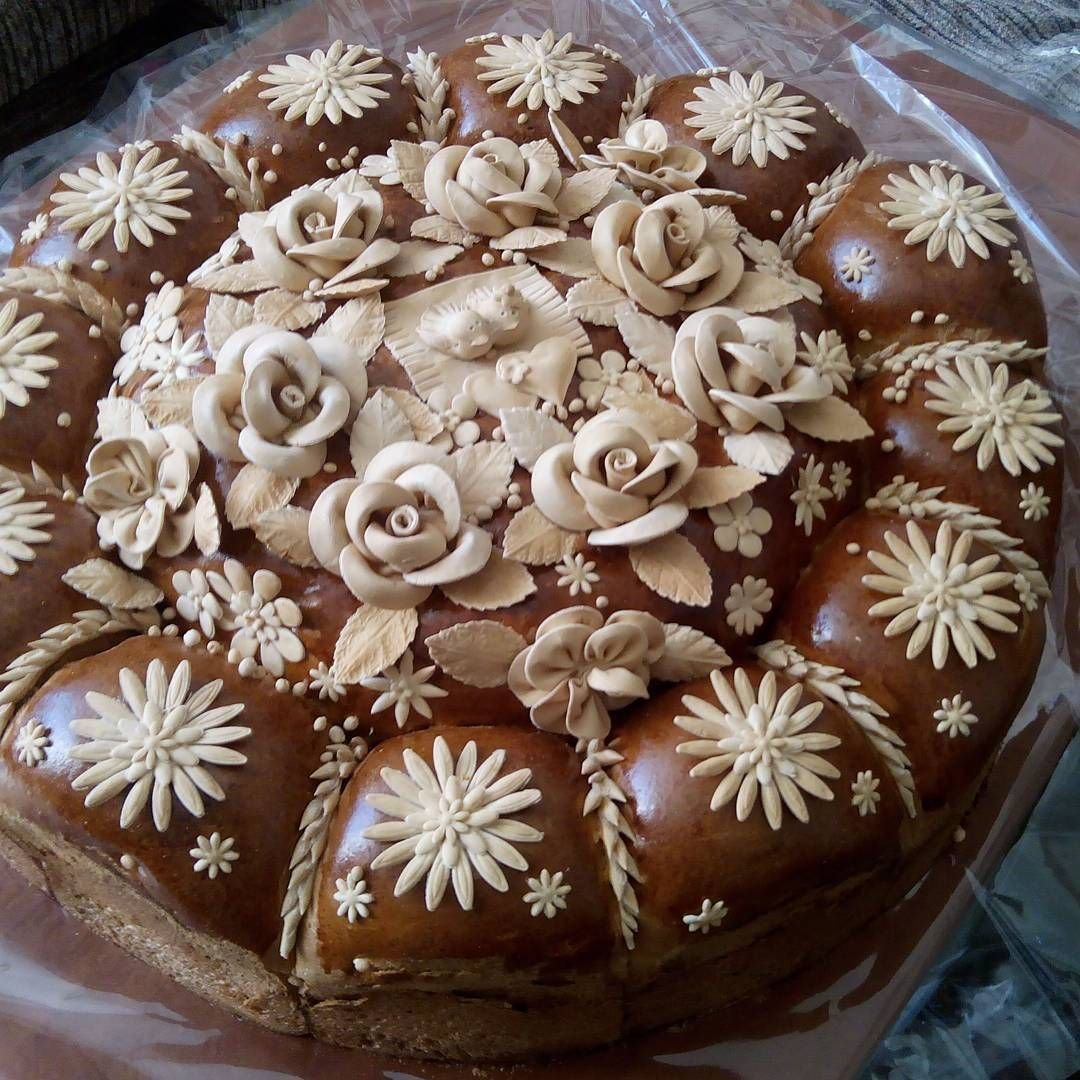 Украшение свадебного каравая