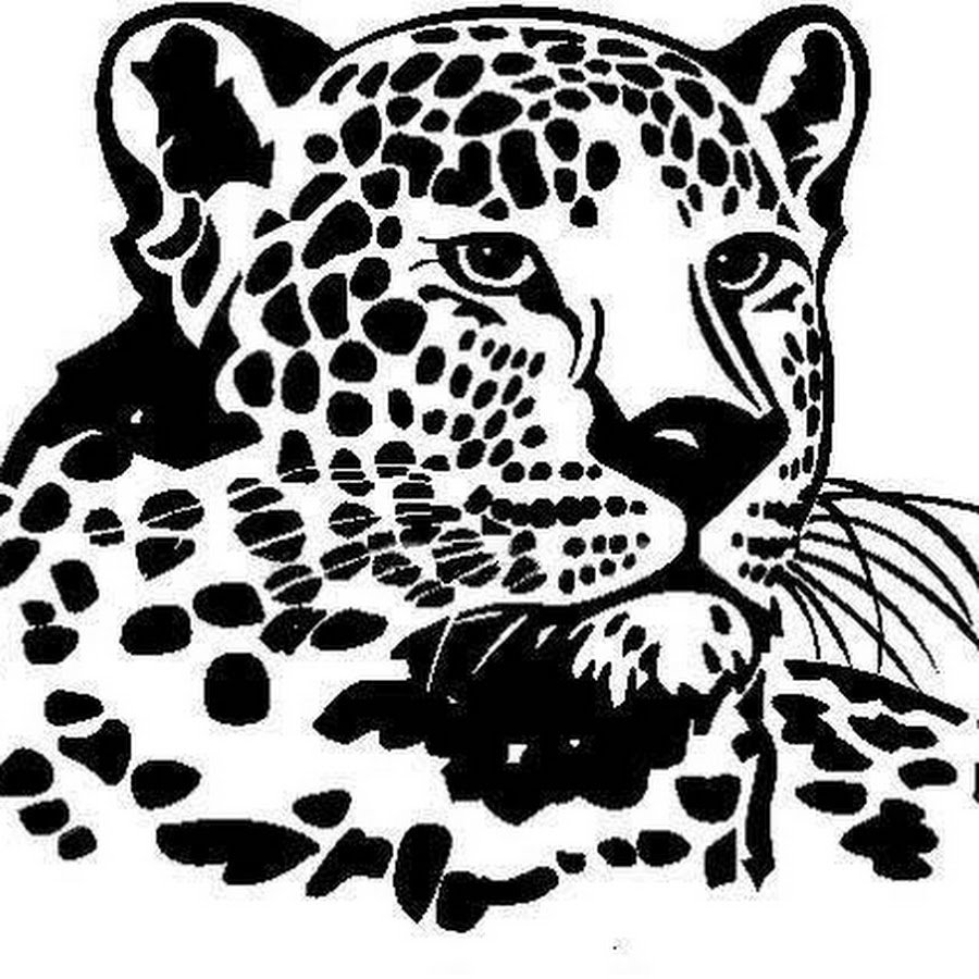 Монохромная вышивка леопард