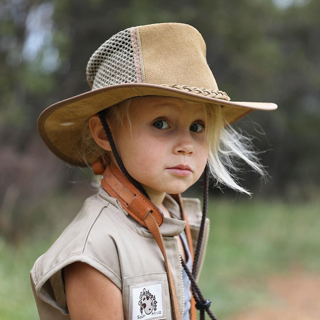 Малыш сафари