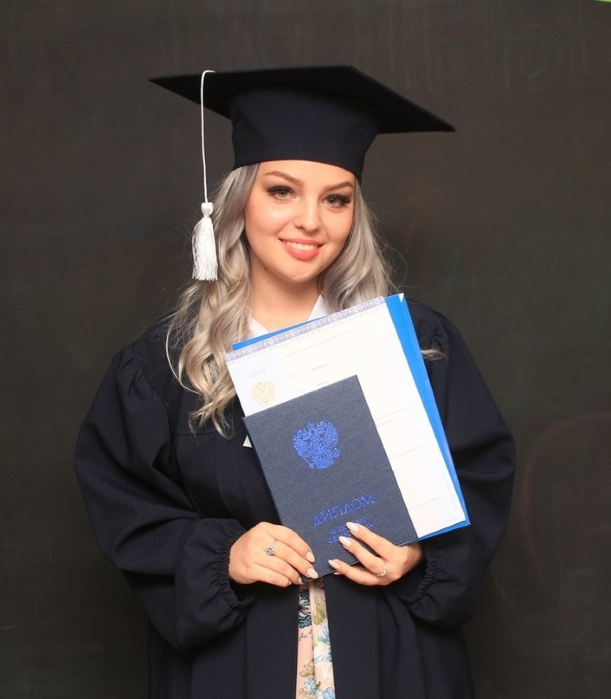 Студентка нарисованная