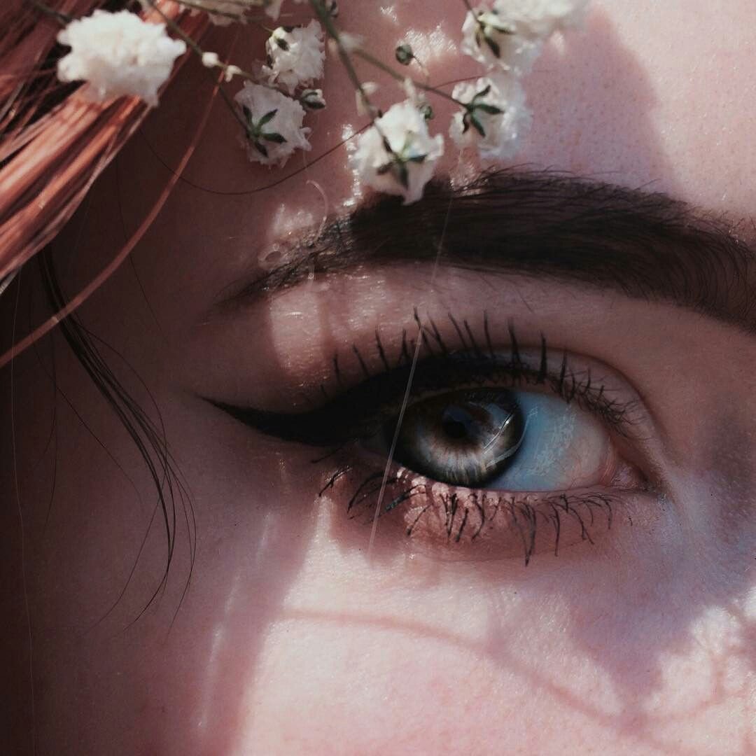 Красивые заплаканные глаза