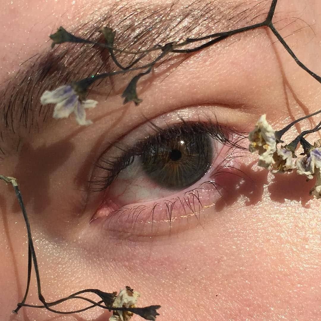 Глаз девушки Эстетика