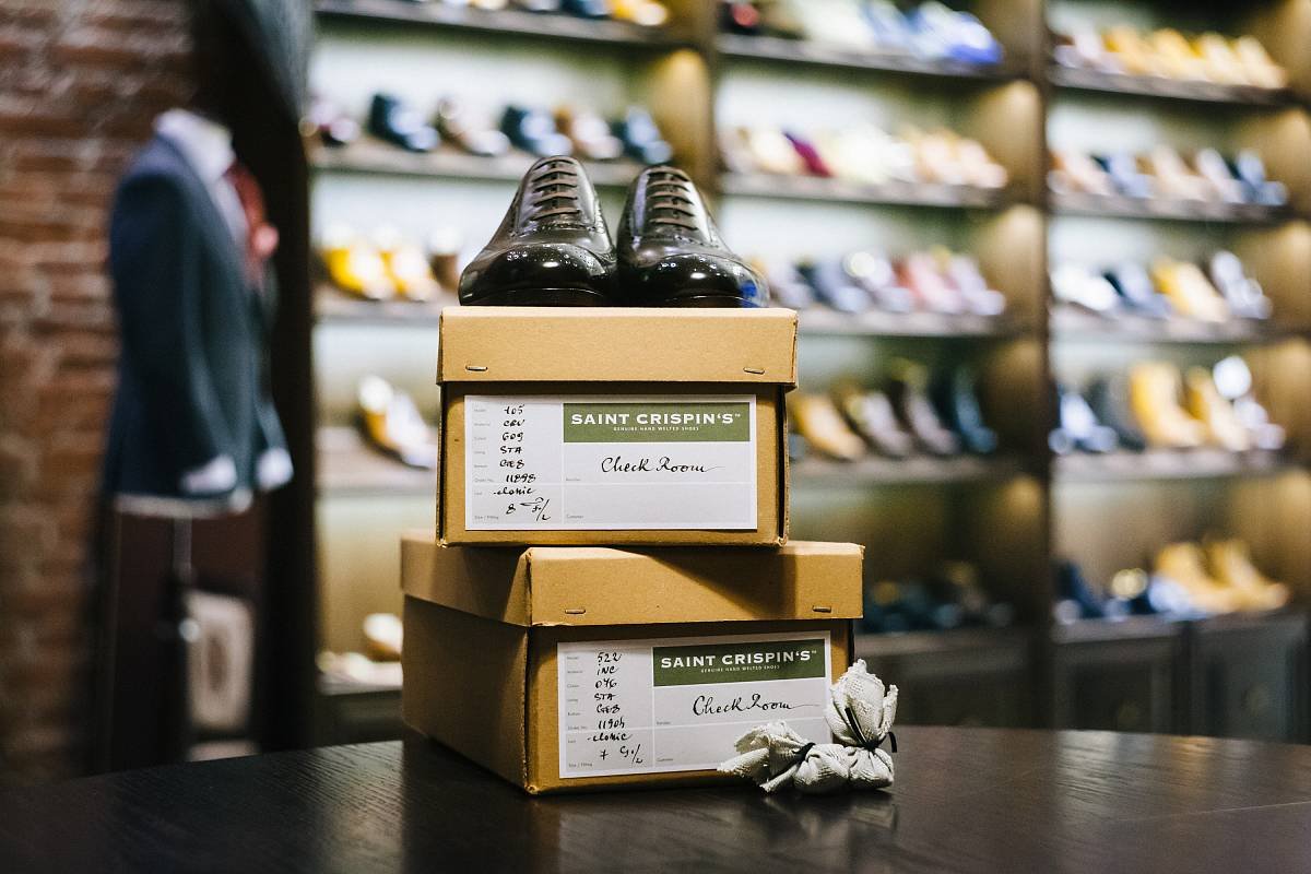 Обувь в коробках