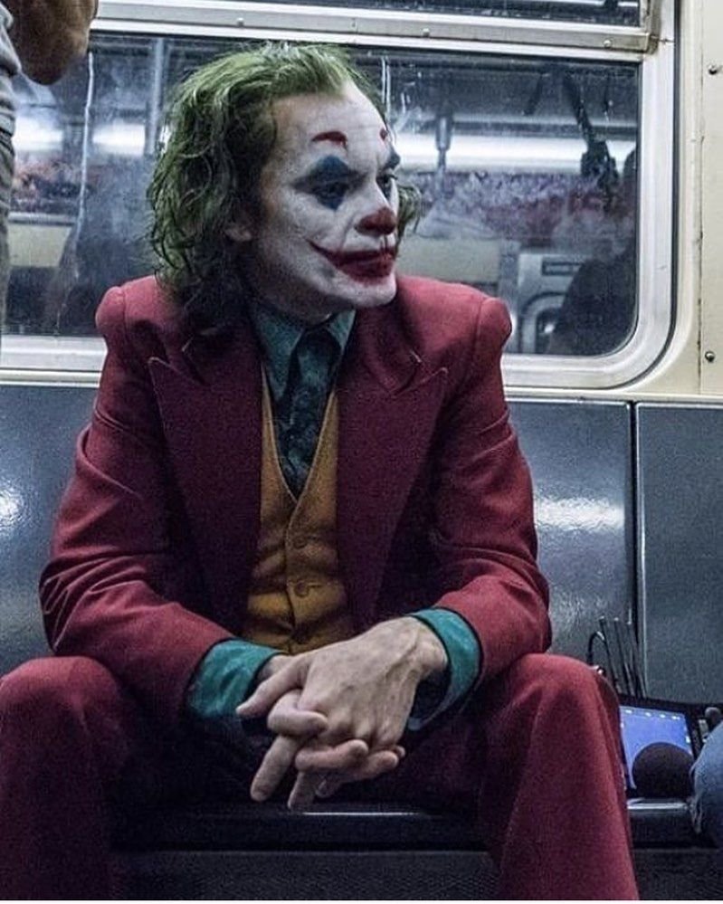 Уиллем Дефо в роли Джокера