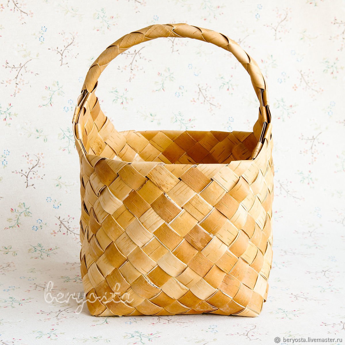 Кузовок для грибов из бересты