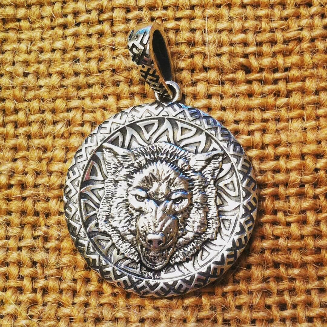 Чертог волка и символ Велеса