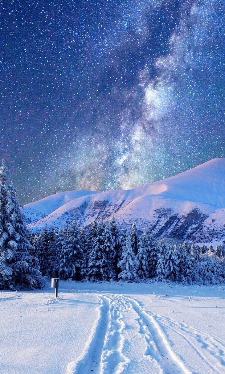 Картины зимы и айфона