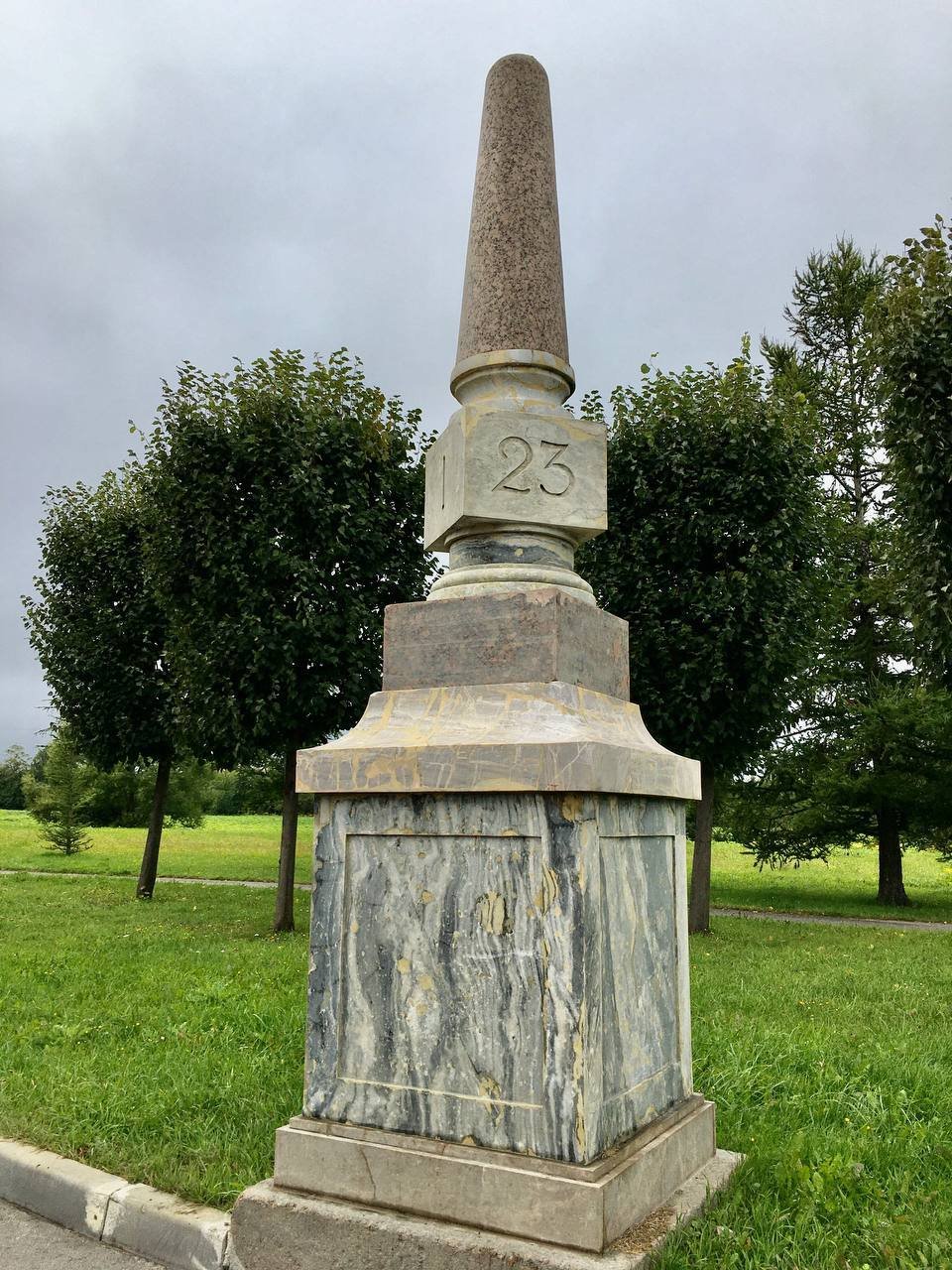 Верстовой столб картинки