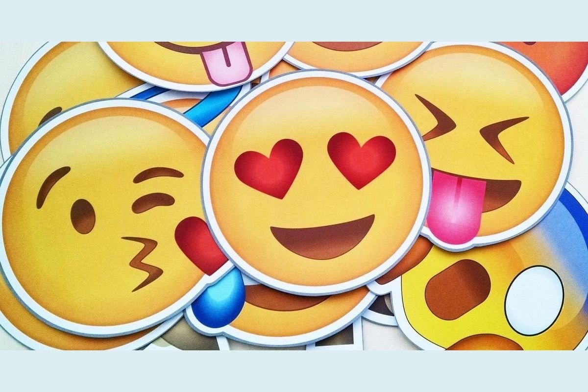 Открытки смайлики