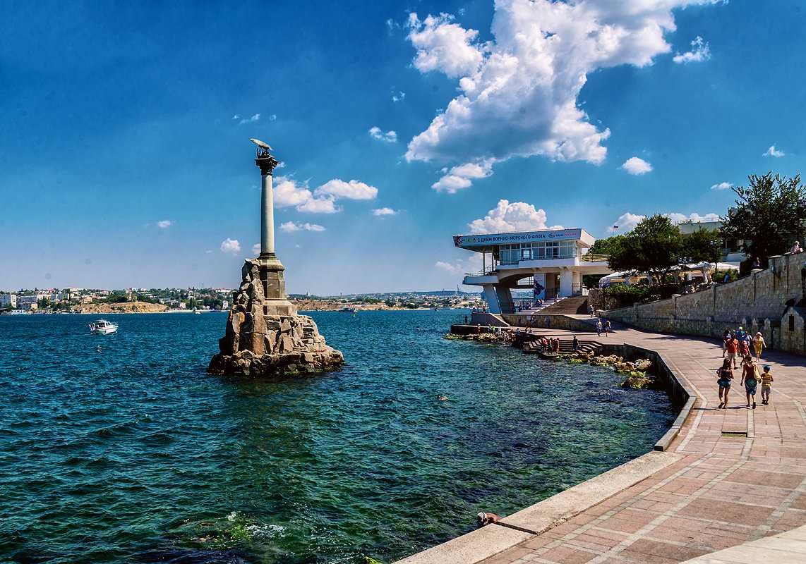 Колокол в Херсонесе в Севастополе