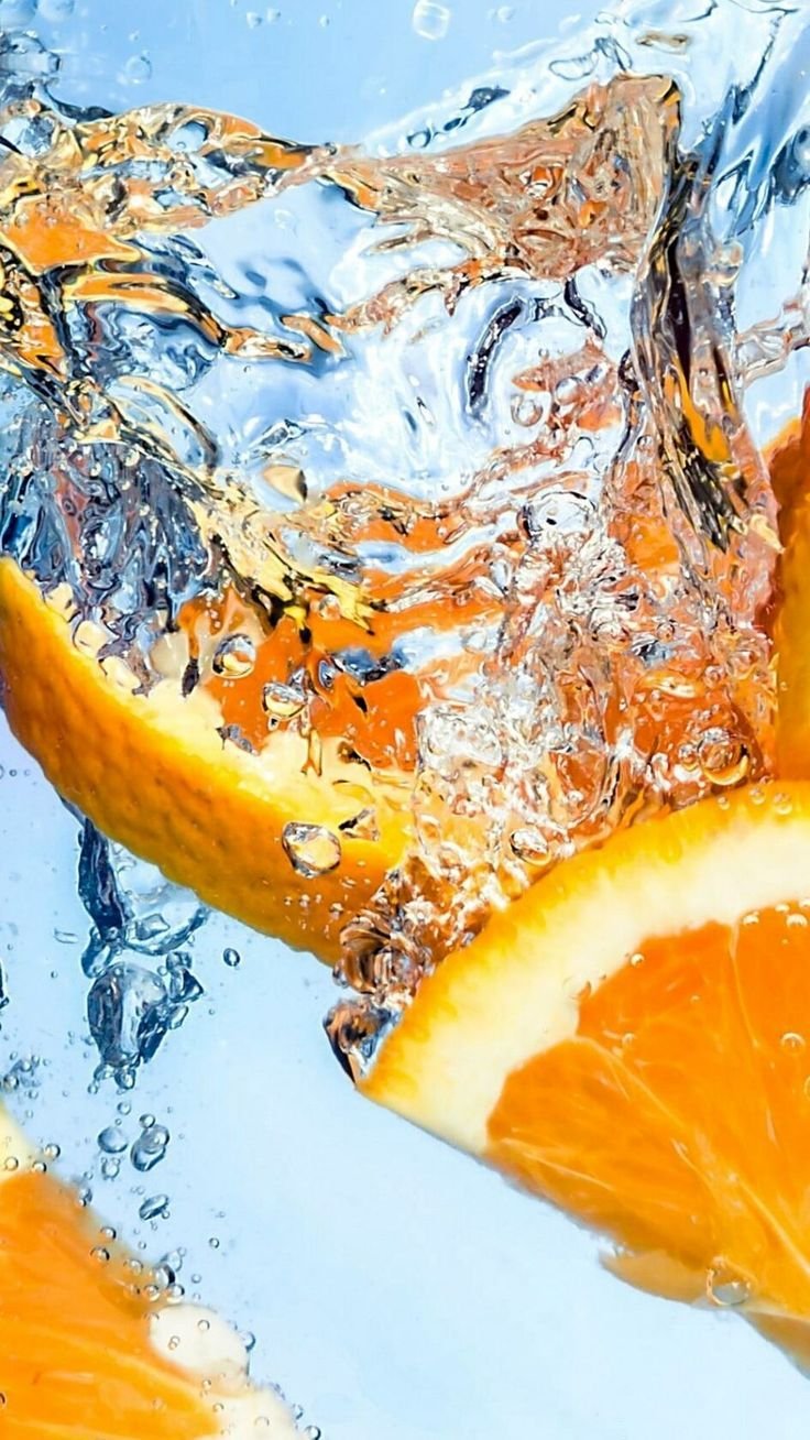 Фрукты в воде