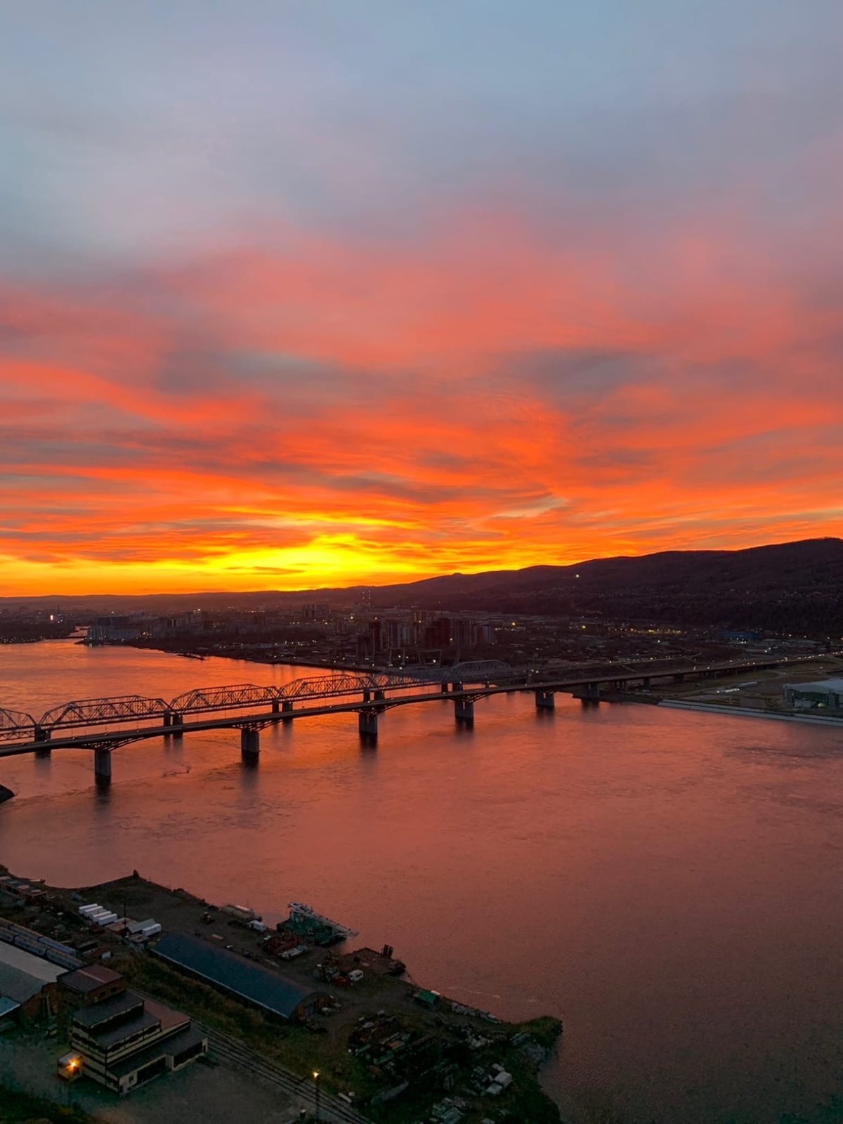 Город Красноярск река Енисей