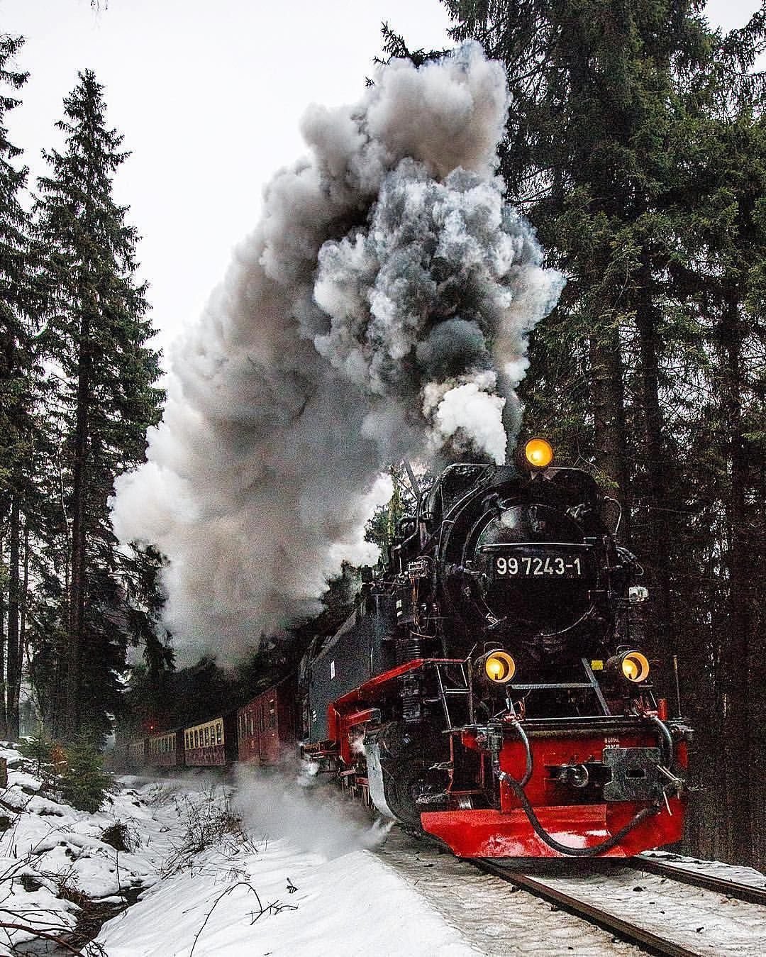 Паровоз зима