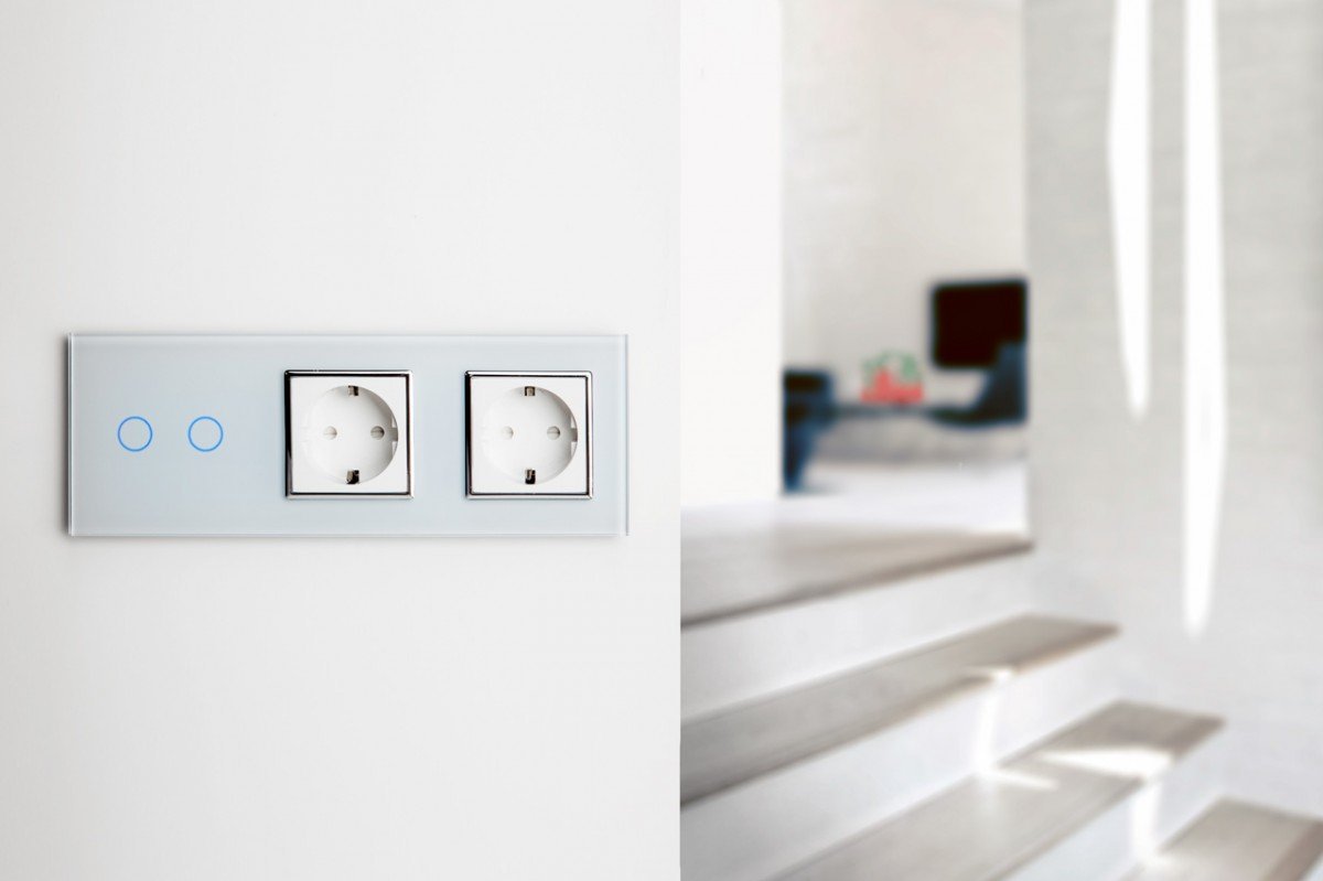 Выключатели и розетки Ливоло