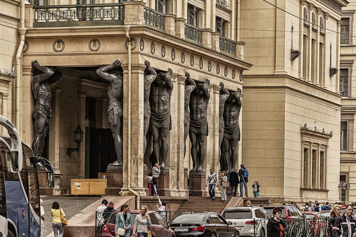 Атланты портик Эрмитаж