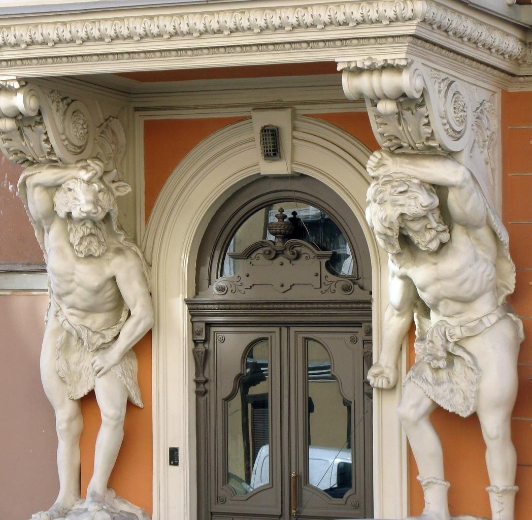 Атланты и кариатиды в архитектуре Санкт-Петербурга