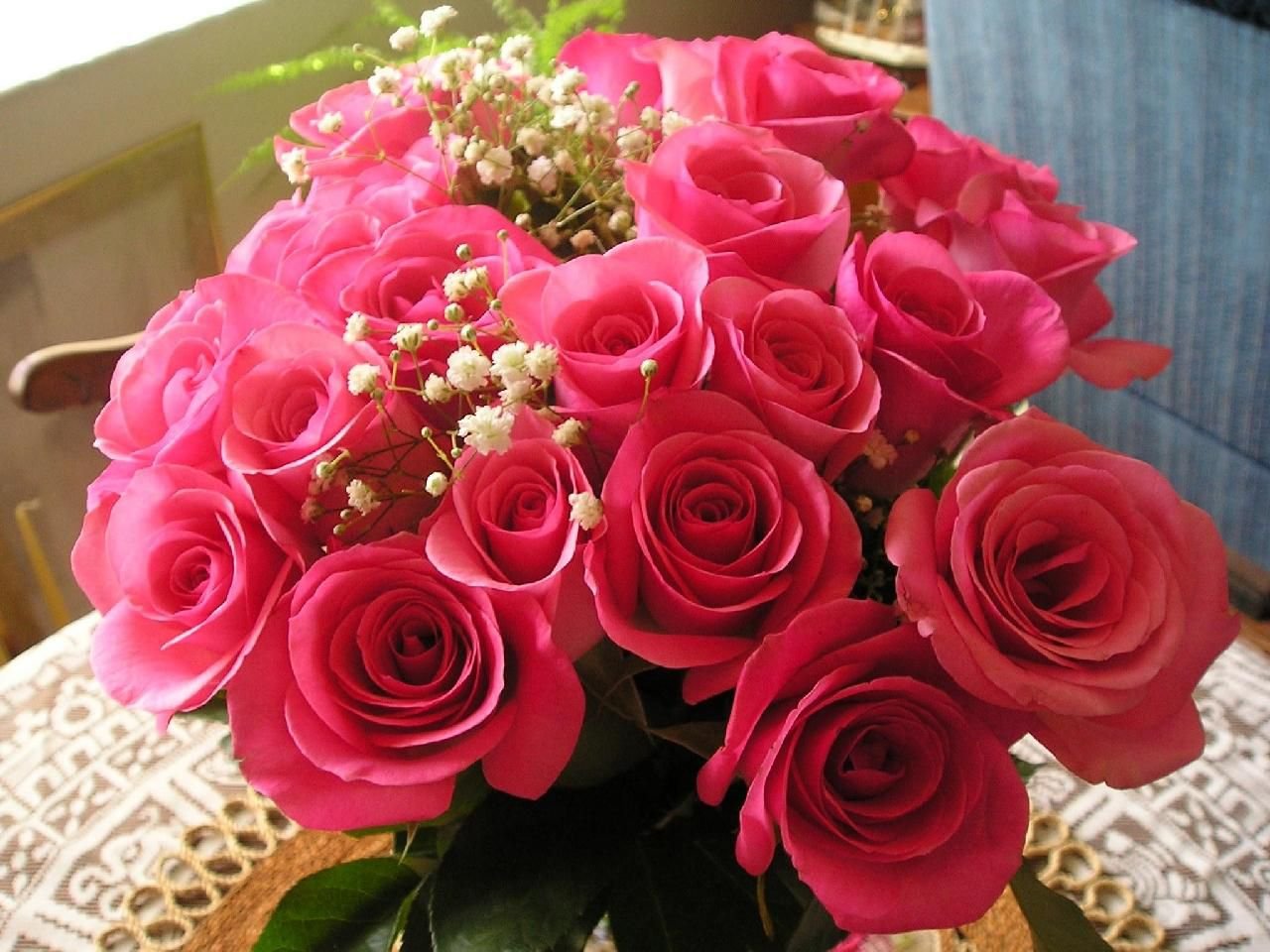 Красивые розы букеты с пожеланиями. Красивый букет. Шикарные цветы. Красивый букет открытка. Красивые букеты с днём рождения.