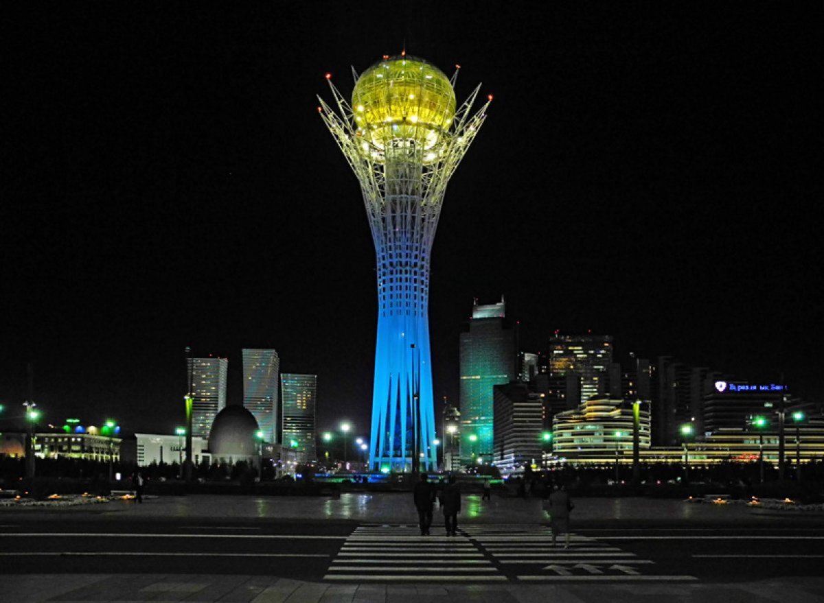 Монумент Астана-БАЙТЕРЕ