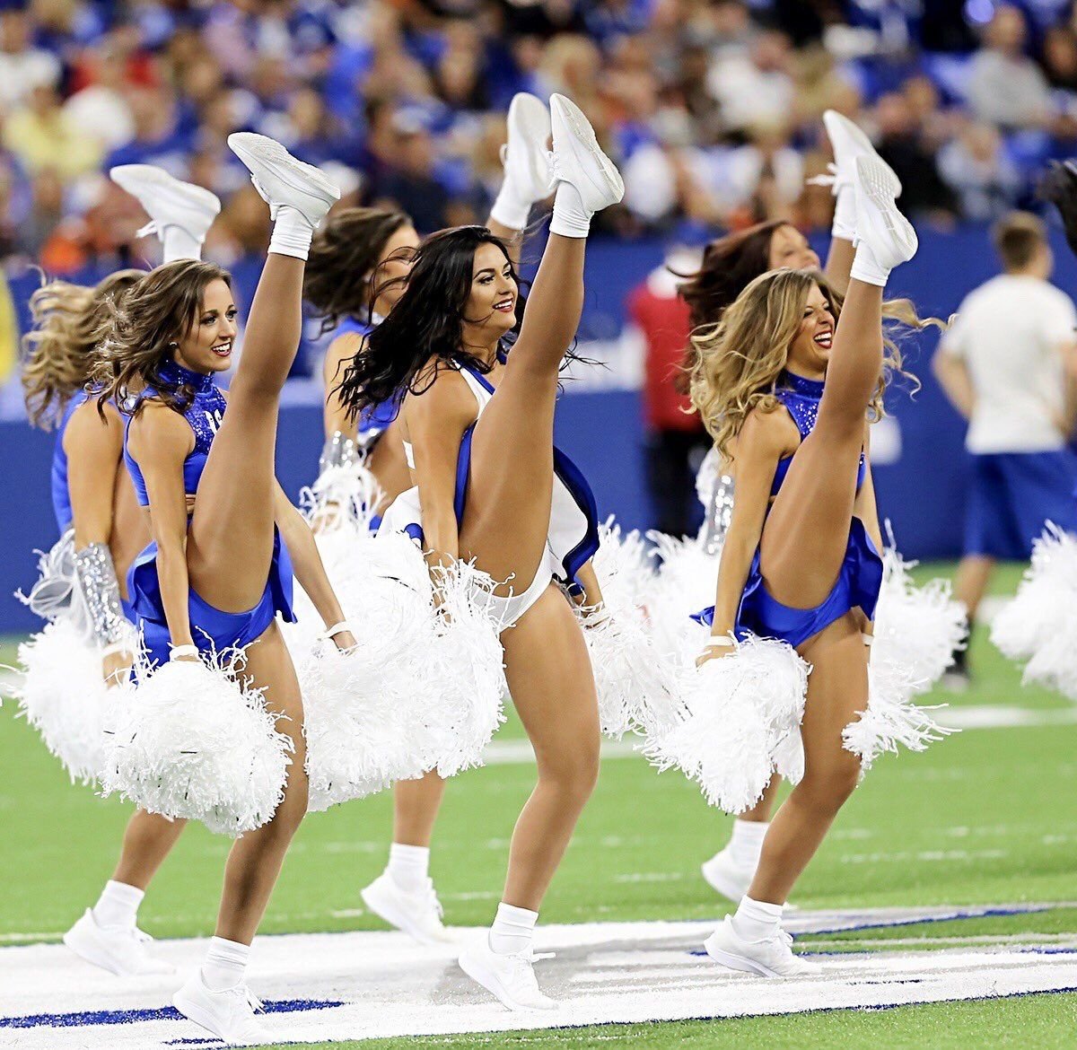 Монреаль чирлидерша