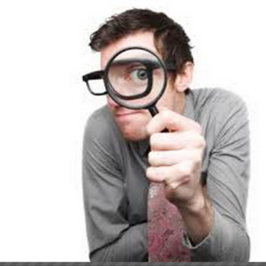 Мужик с лупой