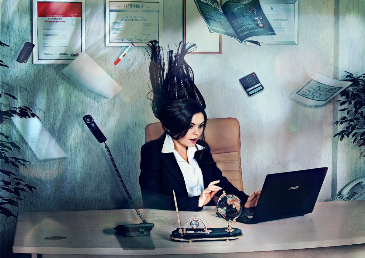 Креативная фотосессия в офисе