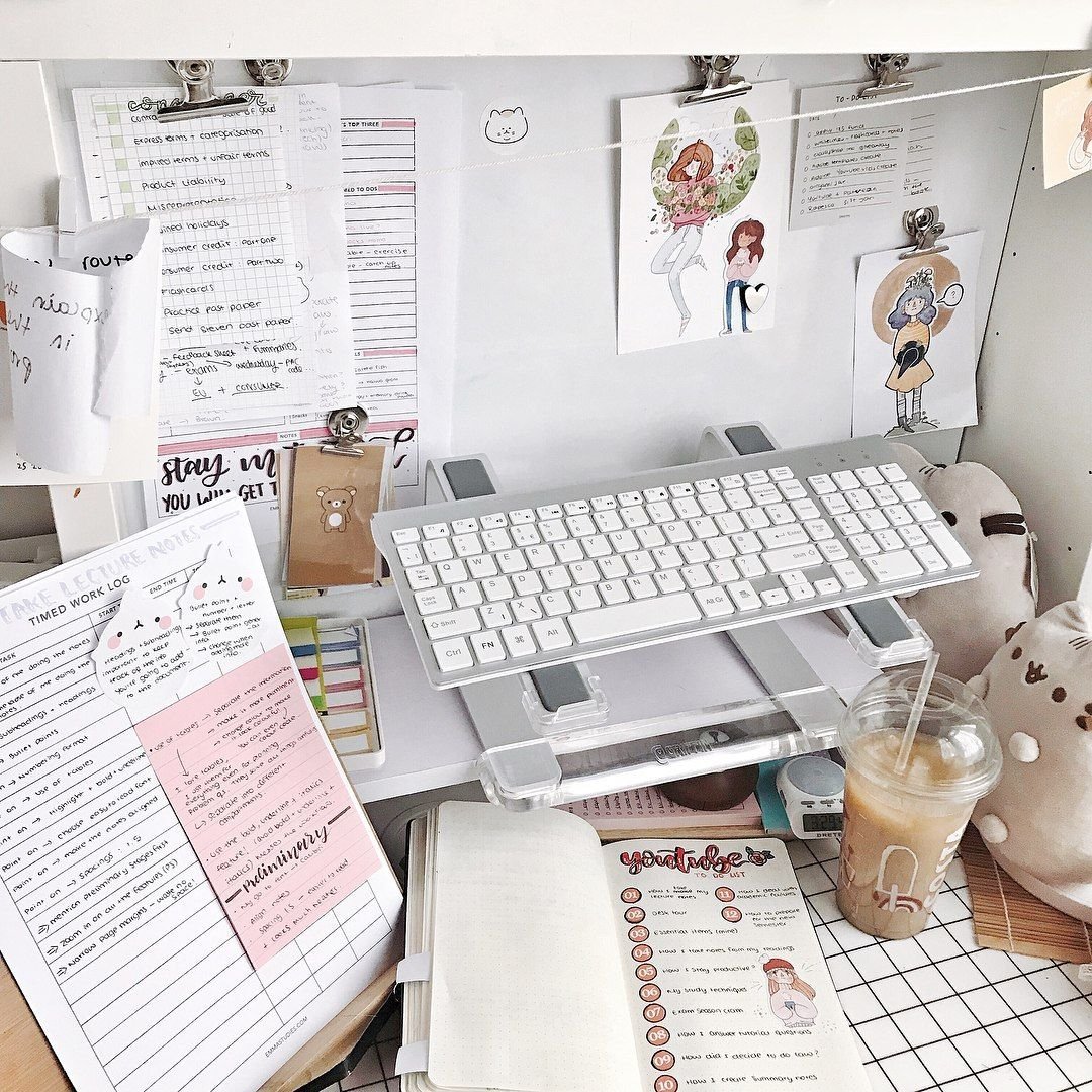 Декор стола. Для учёбы