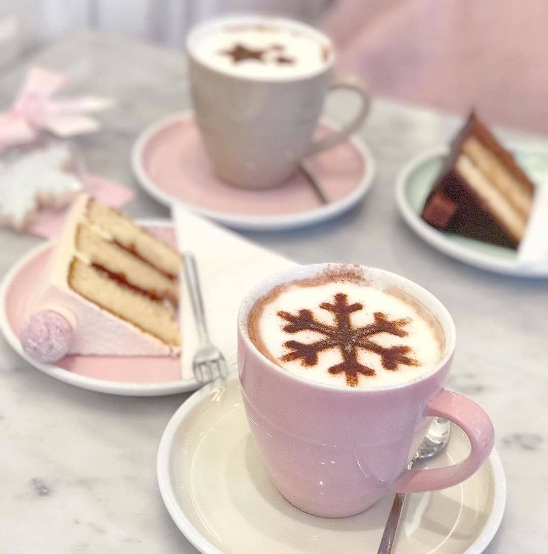 С дрбрым утромс конфетами