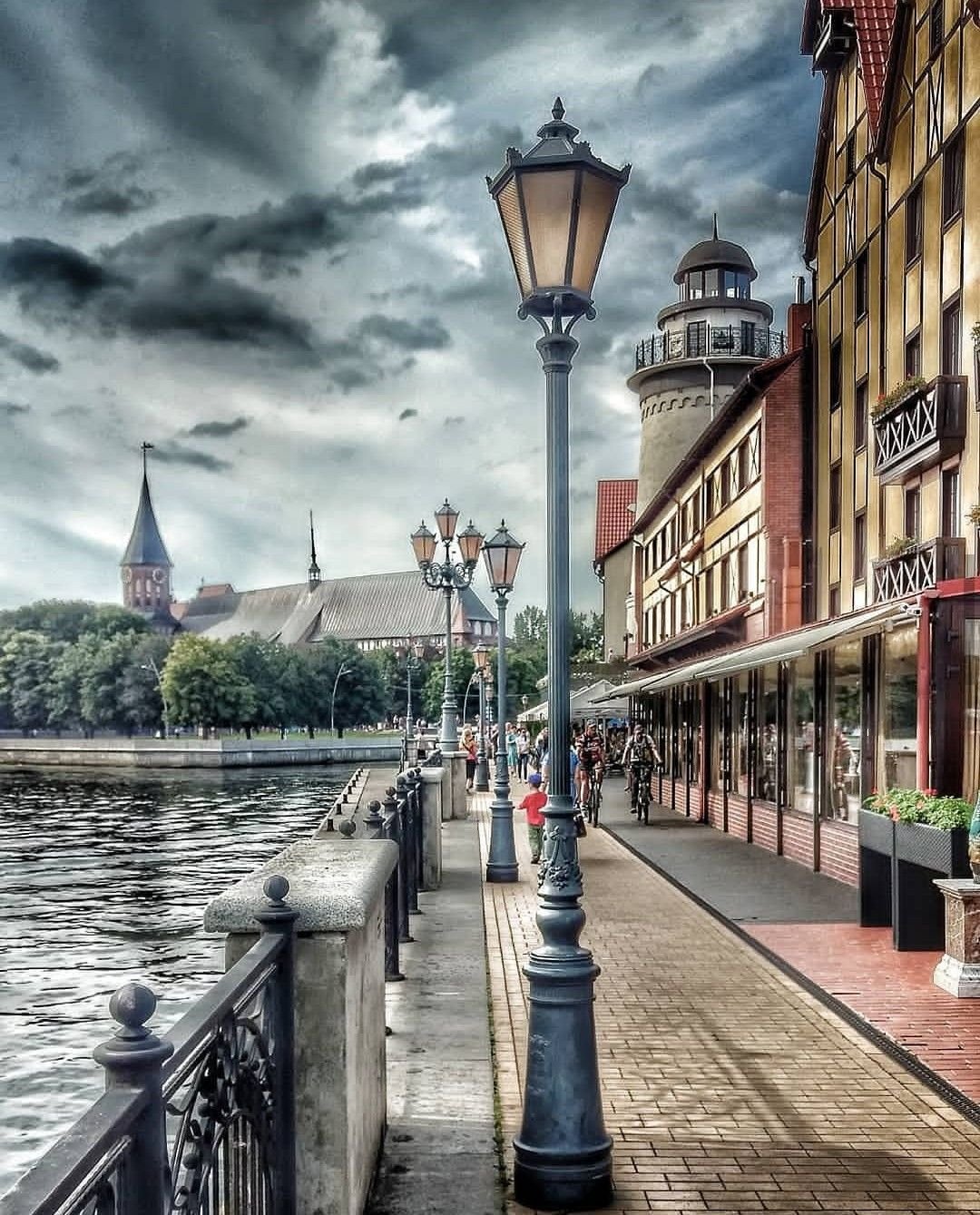 Кафедральный собор Калининград с высоты