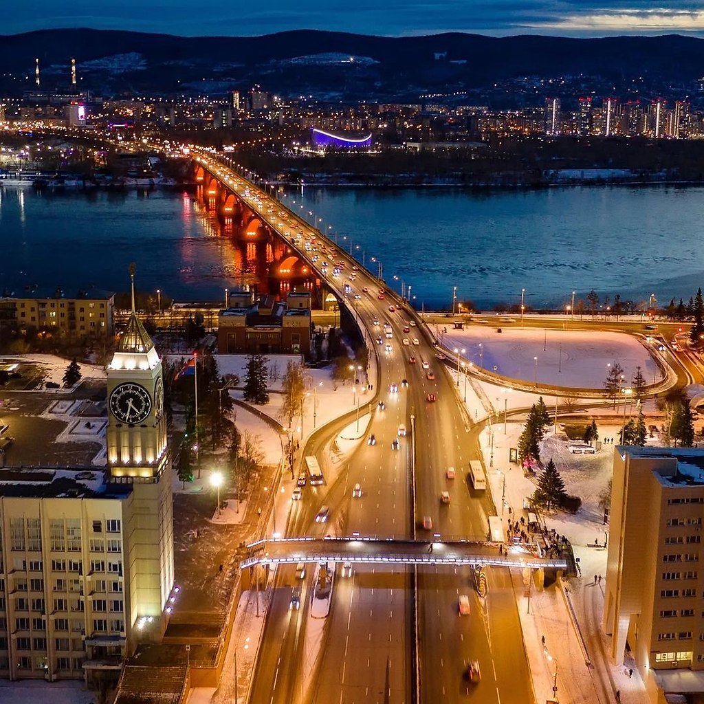 Театральная площадь Красноярск