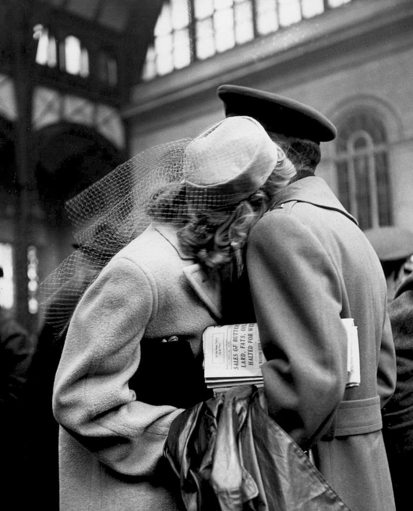 Прощание влюбленных на Пенсильванском вокзале в 1943