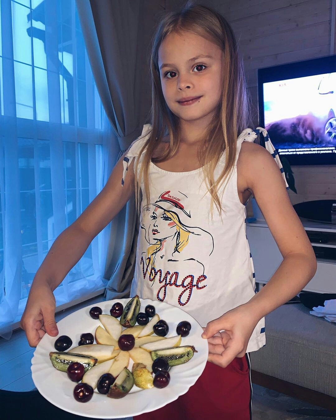 Милана Гогунская СЛАЙМЫ