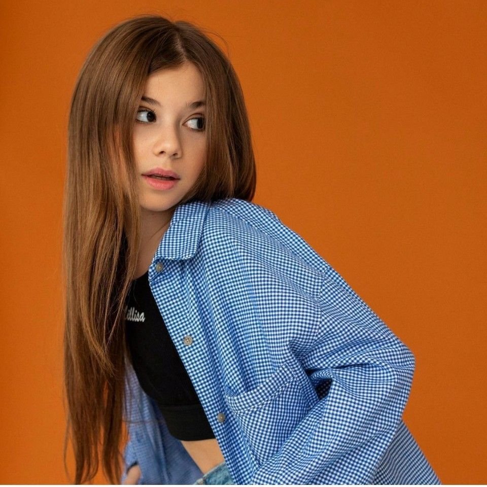 Милана Хаметова блоггер