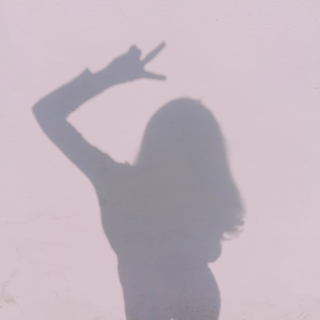 Aesthetic фигура в тени