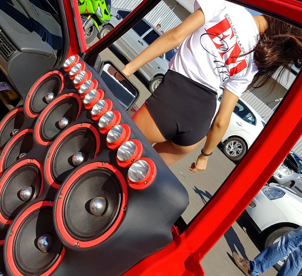 Крутой автозвук