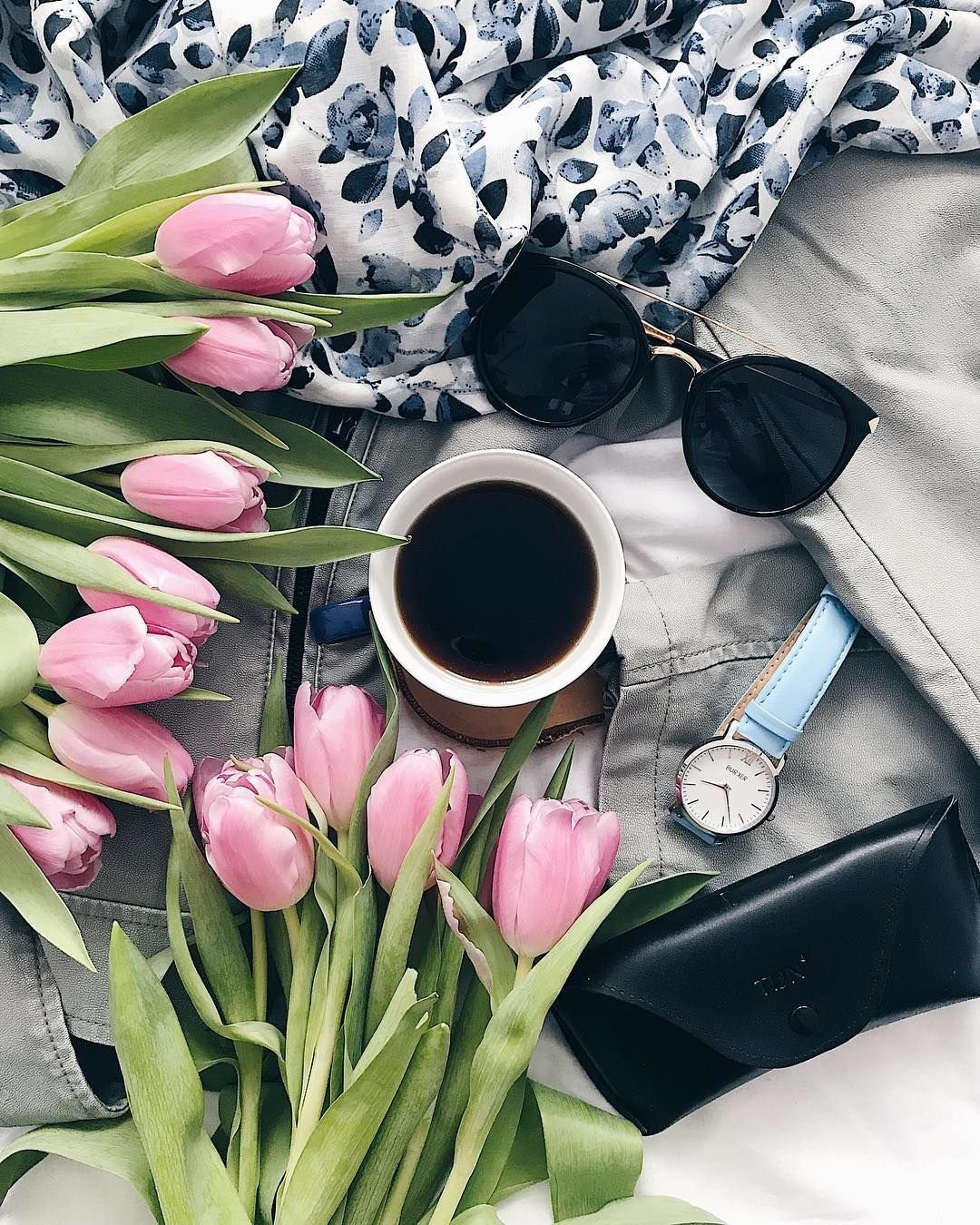 Заставка на рабочий стол кофе Весна