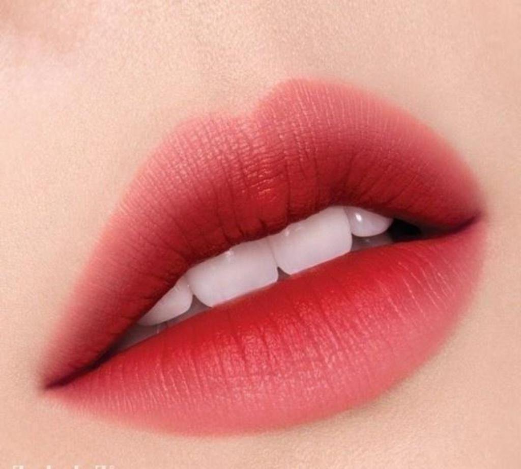 15 Smoky Taupe Maybelline