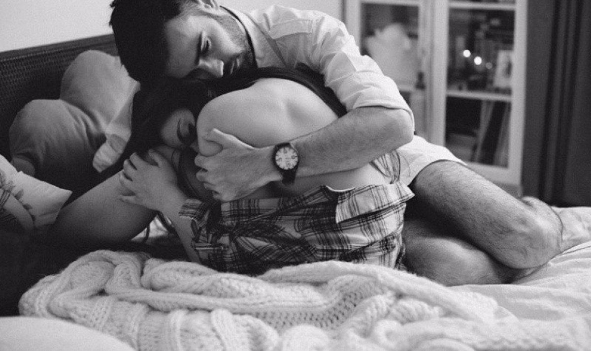 Крепкие объятия