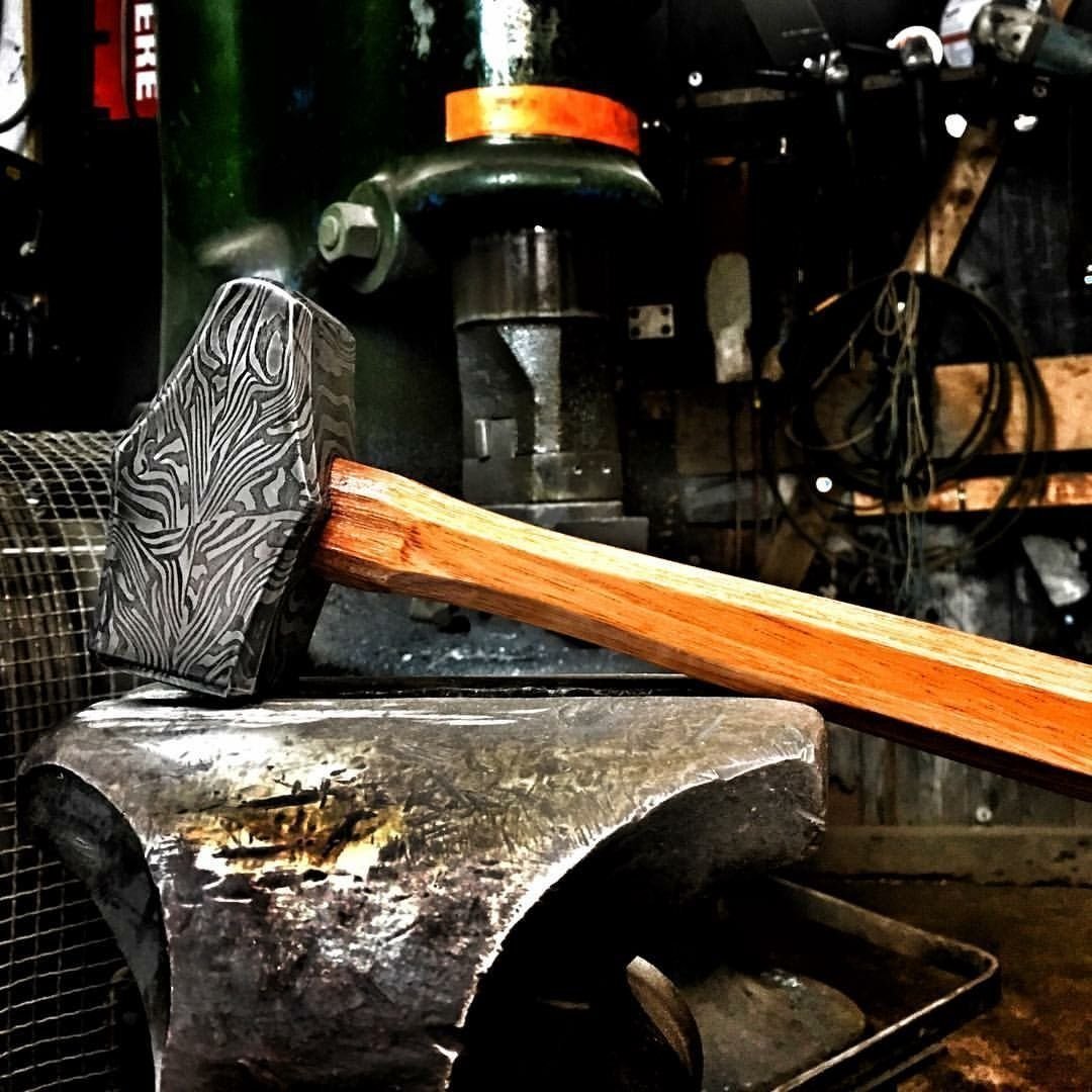 Наковальня Кузнечная и молот