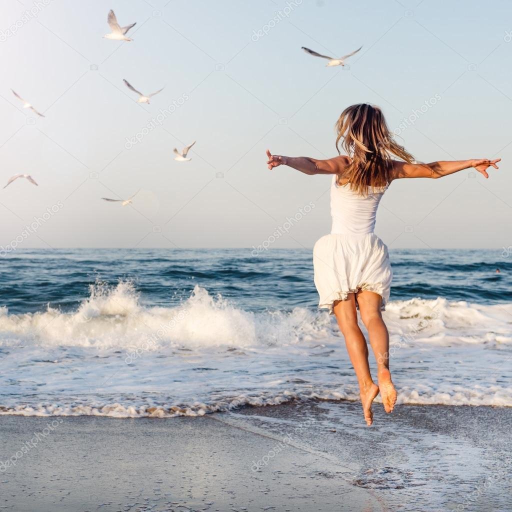 Дети на море