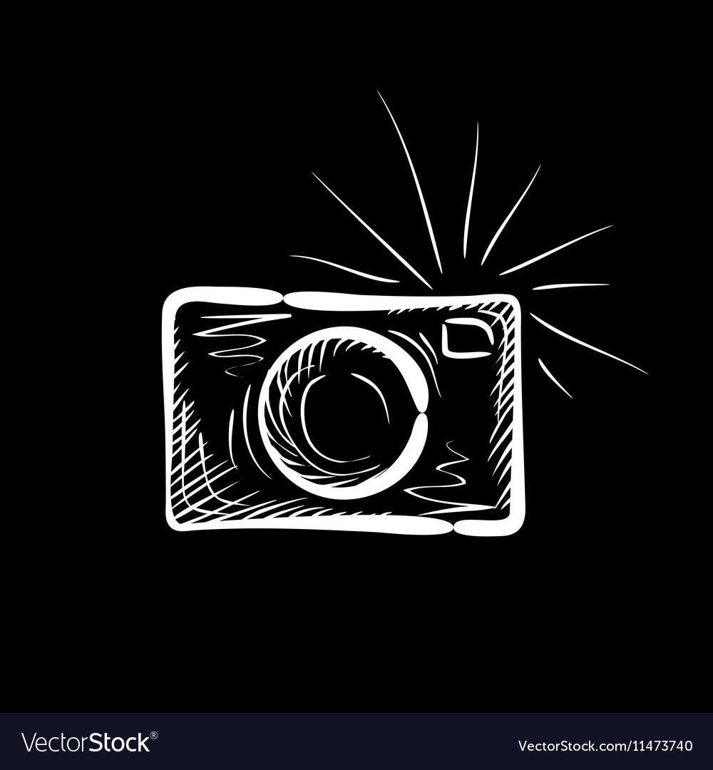 Белый фотоаппарат на черном фоне