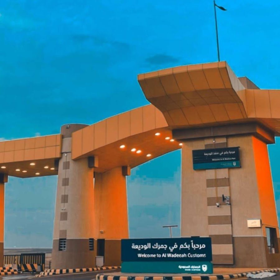 Волк опасный хищник в ночи крови