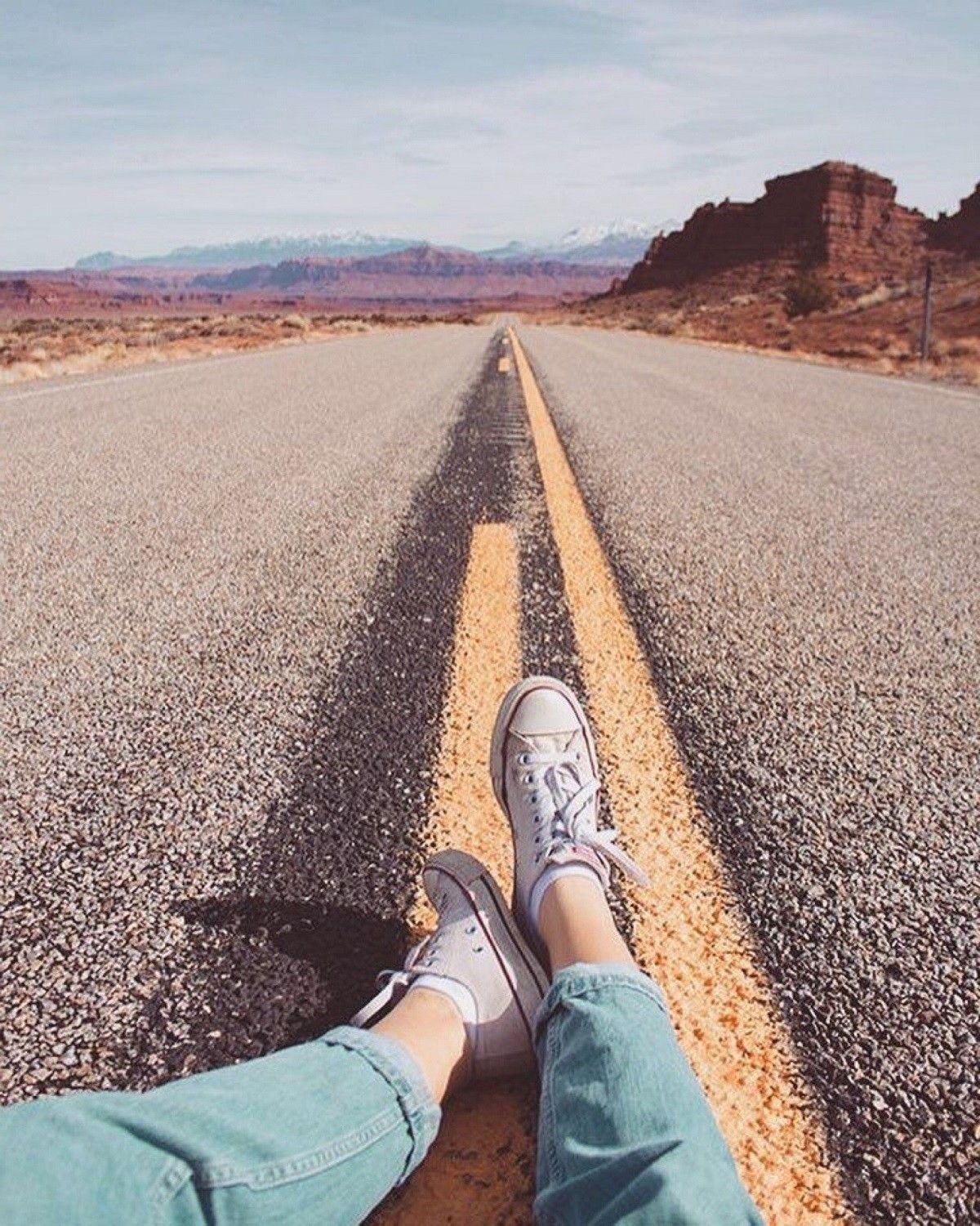 Девушки на шоссе