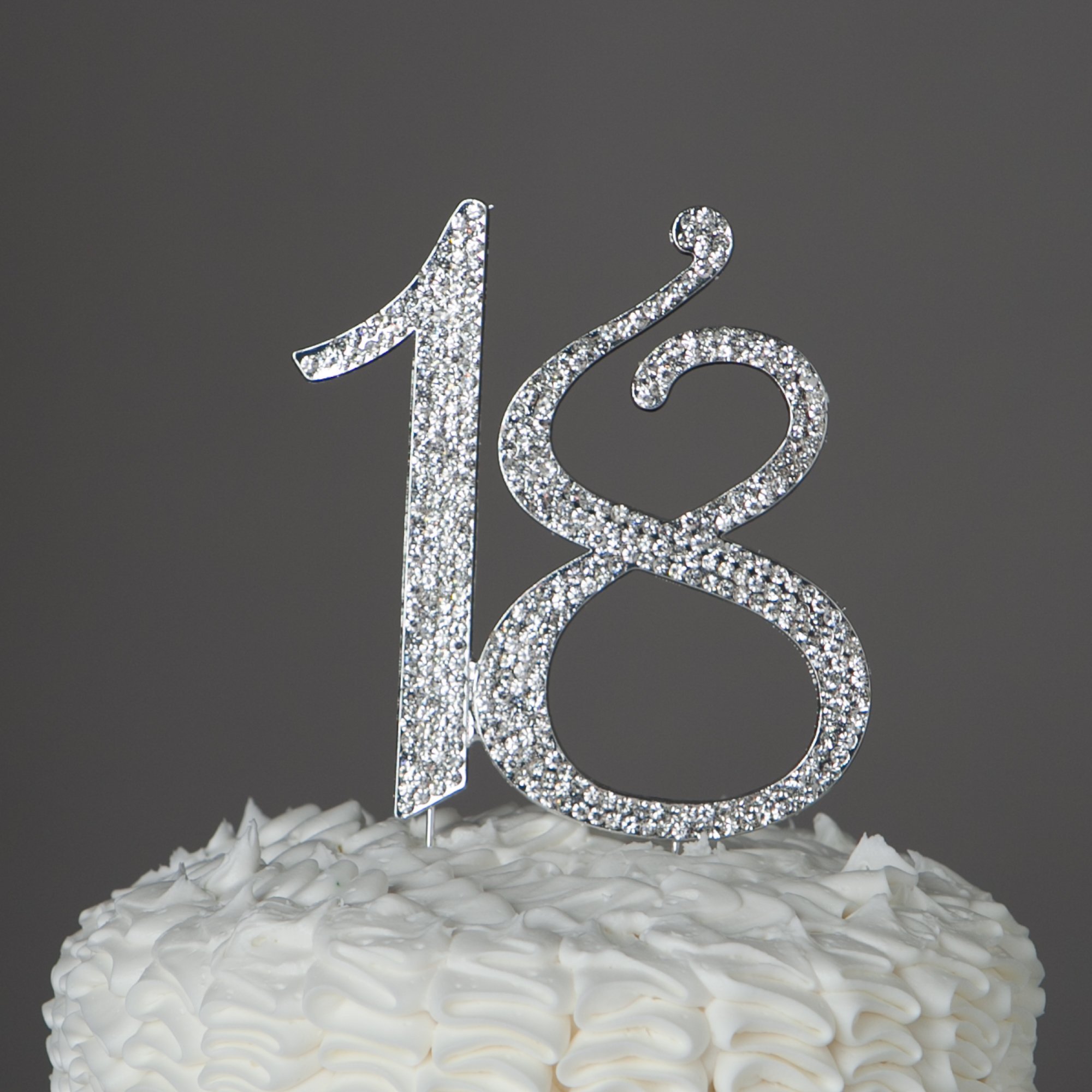 С днем рождения девушке красивые 18 летием. Торт цифра.