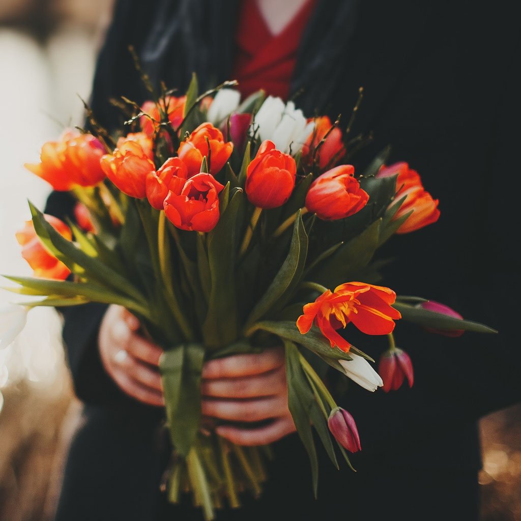 Цветок на руку.