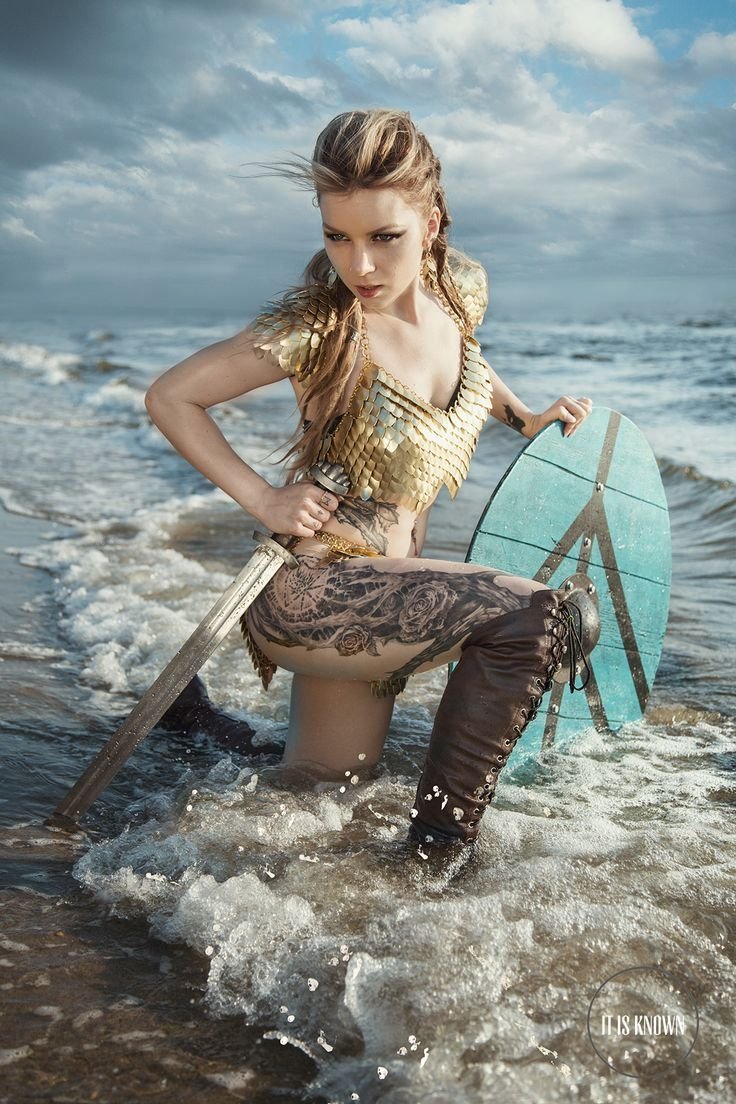 Дарья Лефлер воин в кольчуге